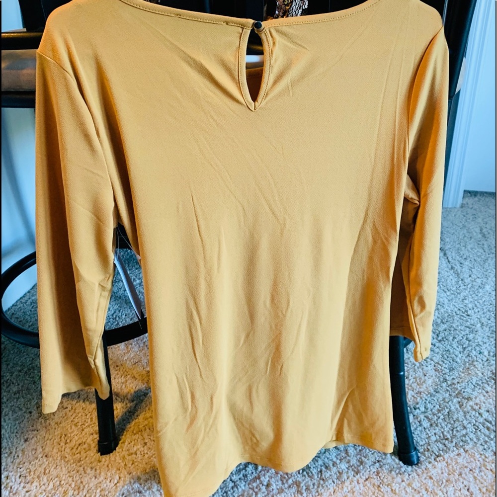 Blouse - Picture 5 of 7